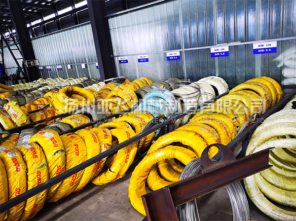 亞飛網(wǎng)帶選用優(yōu)質(zhì)不銹鋼 亞飛網(wǎng)帶選用優(yōu)質(zhì)不銹鋼